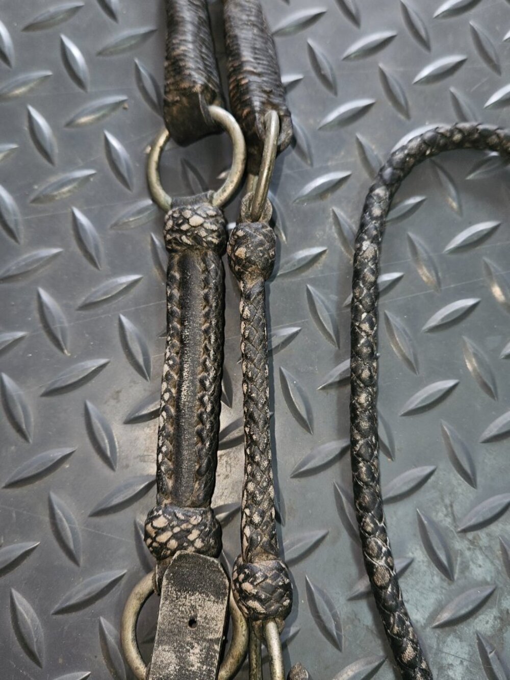 BRAIDED ROMEL REINS AND BIT HANGER  {#93-6} - Picture 5 of 6
